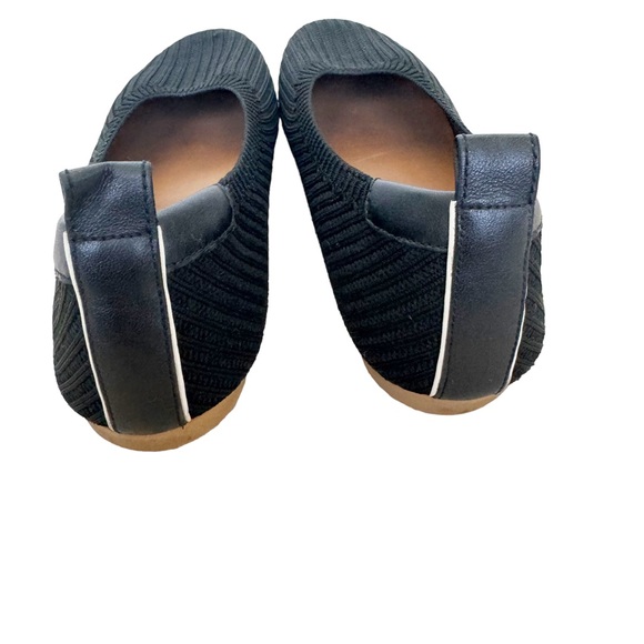 Everlane Black Day Glove ReKnit Flats - Picture 6 of 9